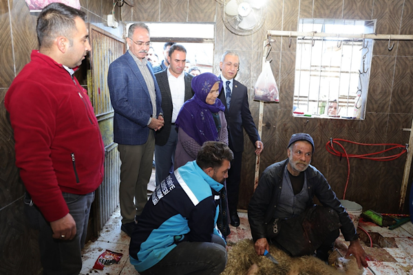 Eyyübiye’de Ramazan’da yetim ve ihtiyaç sahiplerine destek