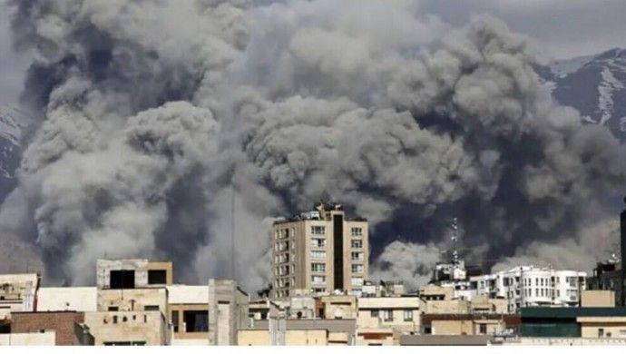 Saldırıların sürdüğü İran’da en az 2 bin kişi gözaltına alındı